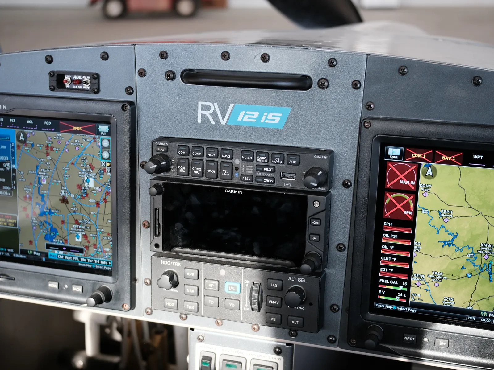 The full RV-12iS panel in N903S, dual Garmin G3X Touch and GTN 650